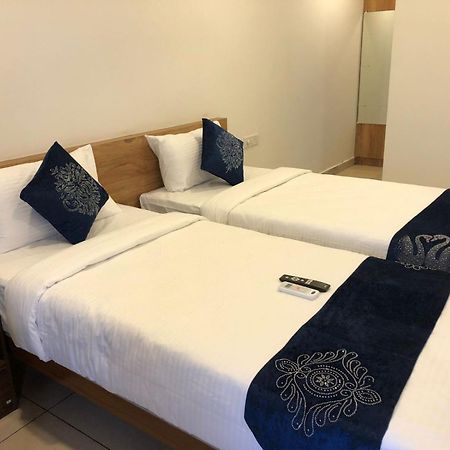 Hotel Amulya Regency Bayappanhalli Kültér fotó