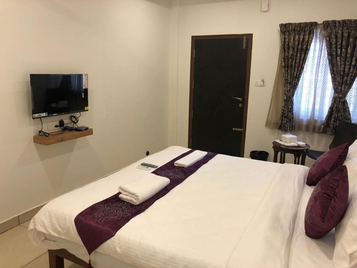 Hotel Amulya Regency Bayappanhalli Kültér fotó