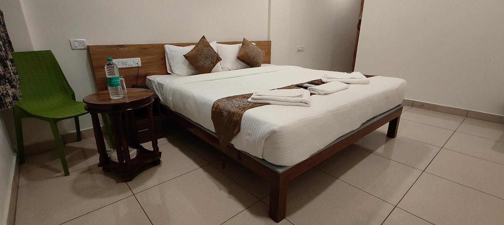 Hotel Amulya Regency Bayappanhalli Kültér fotó